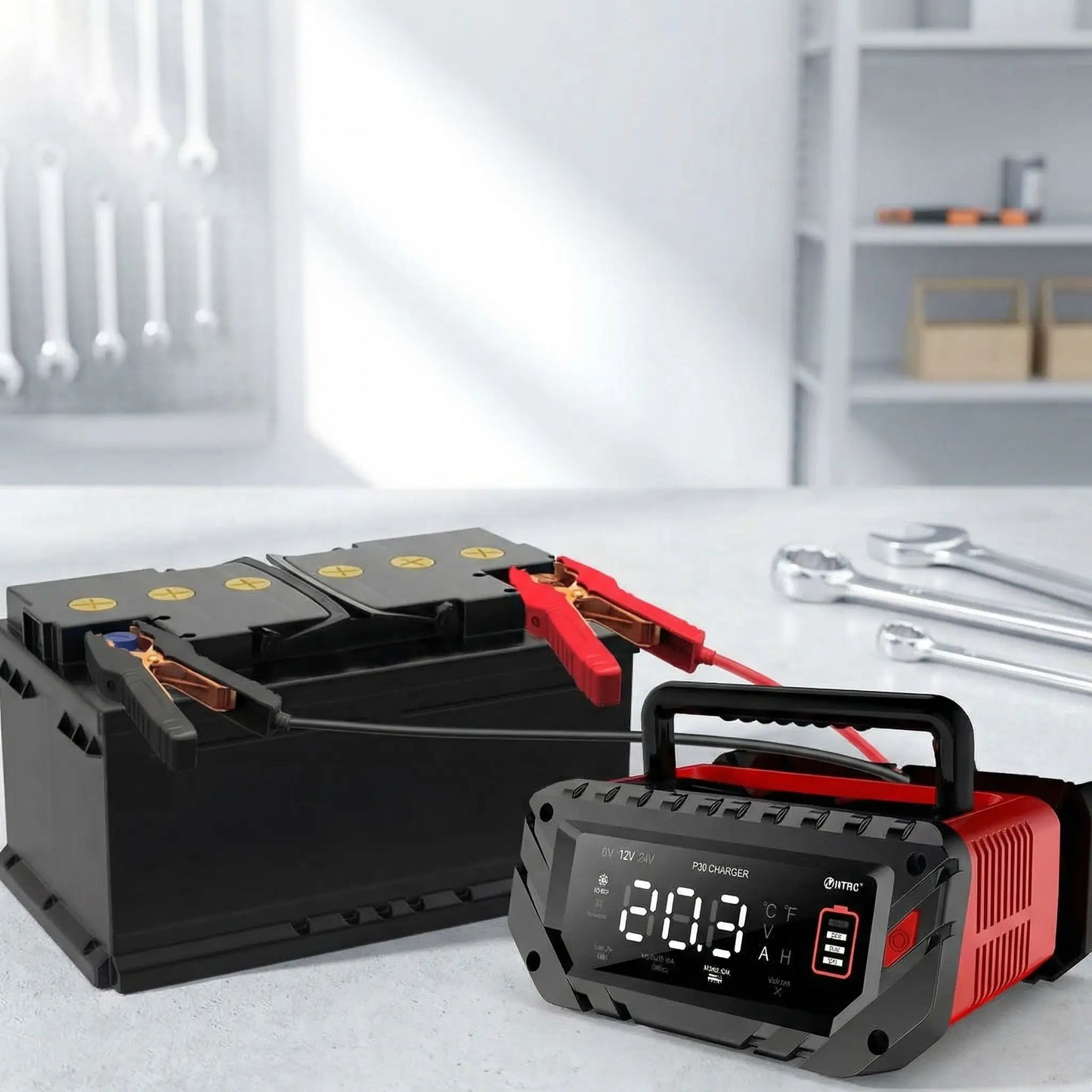 Chargeur batterie HTRC P30 30A avec protection surcharge, court-circuit et mode hiver pour voiture

