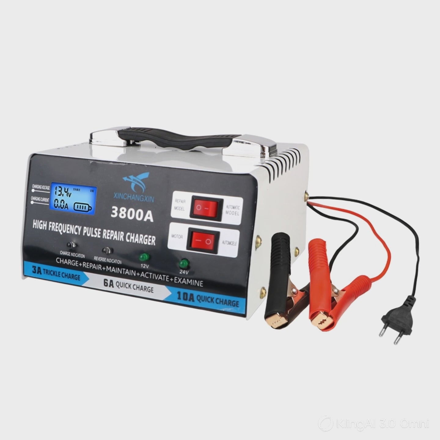 Chargeur de batterie intelligent argent 3800A connecté à une voiture et un camion par temps hivernal, voyants LED affichant la réparation par impulsions et la détection automatique 12V/24V, les deux moteurs redémarrent avec succès.